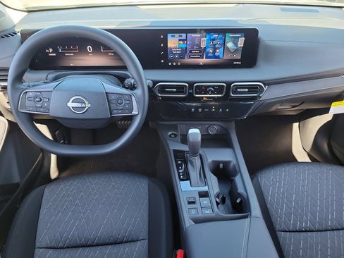 New 2026 Nissan Sentra SV w/ Floor Mat Package FWD image 4