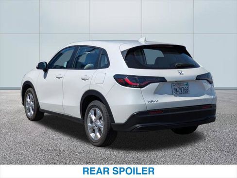 Certified 2024 Honda HR-V LX image 9