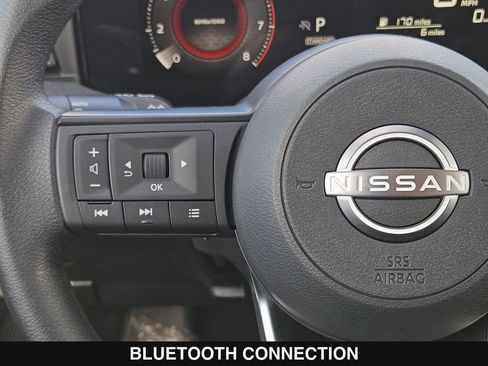 New 2026 Nissan Kicks SV image 25