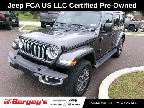 Certified 2025 Jeep Wrangler Unlimited Sahara w/ Safety Group AWD/4WD image 1