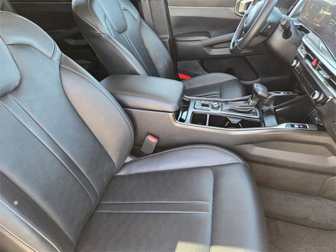 Certified 2024 Kia Sorento S image 19