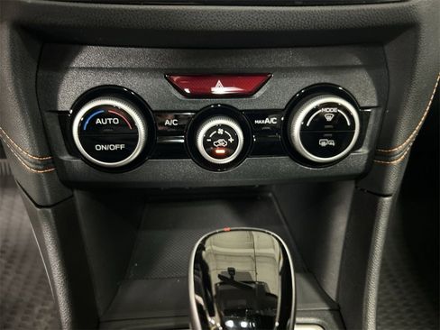Certified 2022 Subaru Crosstrek 2.0i Premium image 21