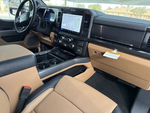 New 2026 Ford F350 Lariat w/ Lariat Premium Package image 12