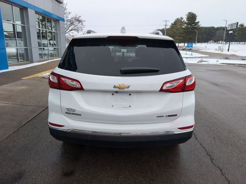 Used 2018 Chevrolet Equinox Premier image 7