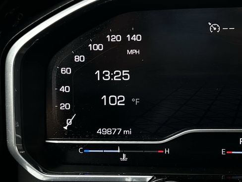 Used 2025 GMC Sierra 1500 SLT RWD image 17