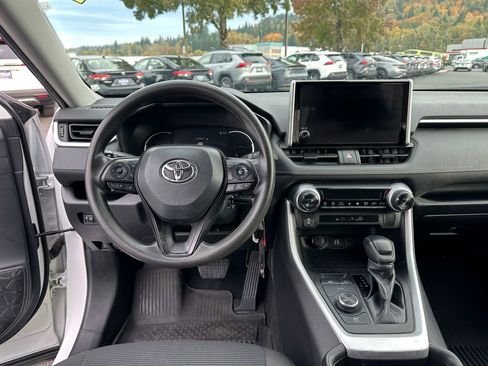 Used 2024 Toyota RAV4 LE image 16
