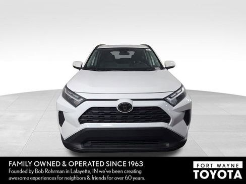 Used 2025 Toyota RAV4 XLE image 3