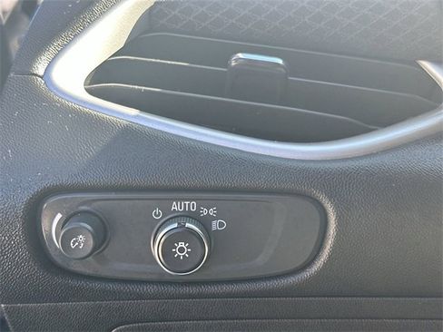 Used 2024 Chevrolet Malibu LT image 30