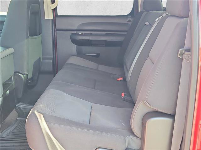 Used 2010 Chevrolet Silverado 2500 LT w/ Interior Plus Package AWD/4WD image 16