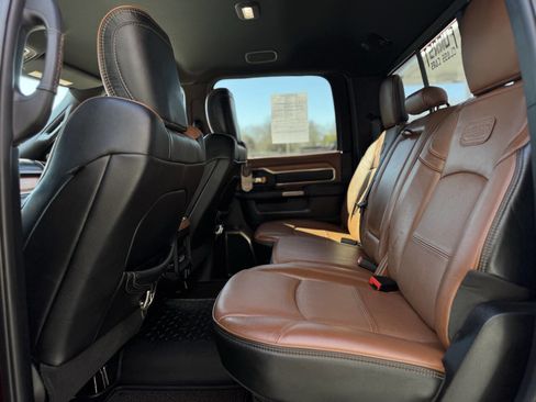 Used 2019 RAM 2500 Limited image 40