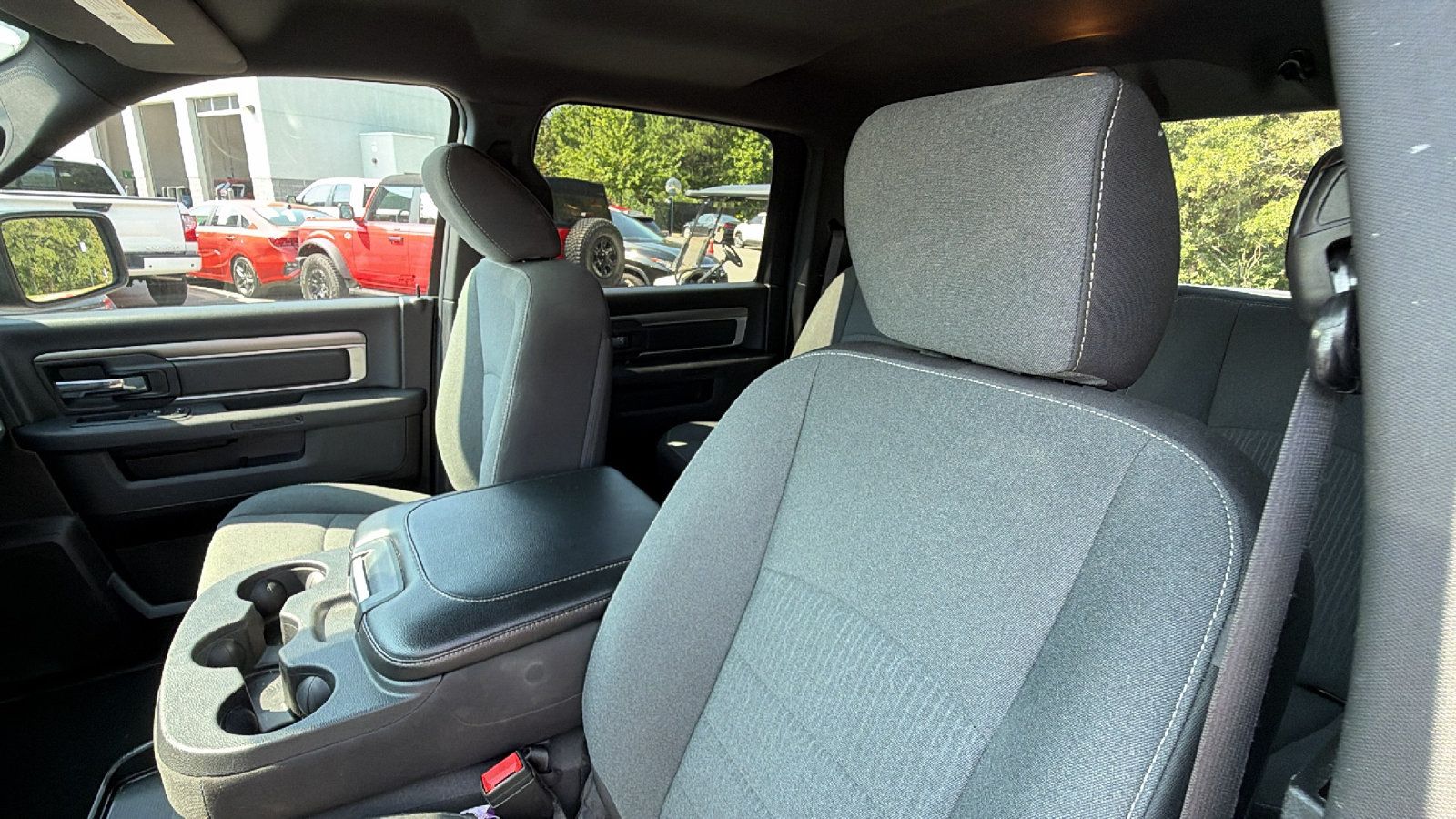 Used 2024 RAM 1500 Warlock AWD/4WD image 17