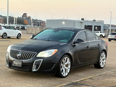 Used 2017 Buick Regal GS w/ Driver Confidence Package #1 image 3