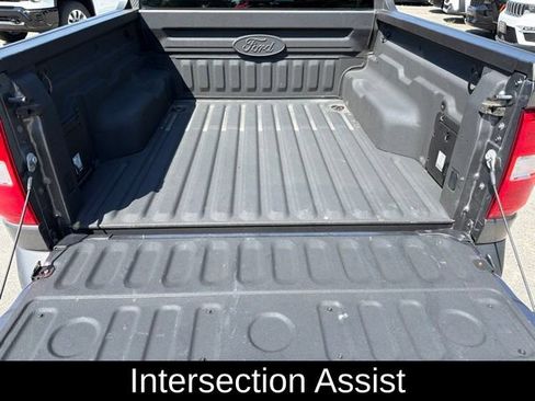 Used 2025 Ford Maverick XLT w/ Equipment Group 301A AWD/4WD image 17