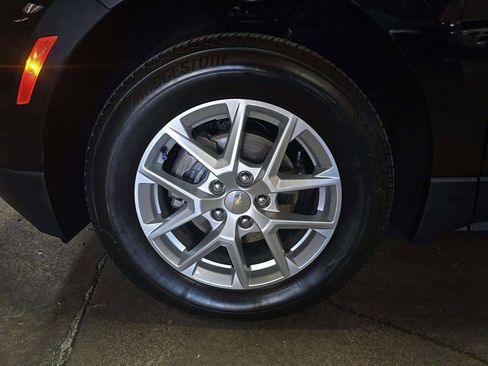 Used 2024 Chevrolet Equinox LT image 16