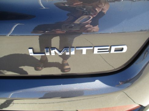 Used 2024 Jeep Compass Limited w/ Elite Group AWD/4WD image 6