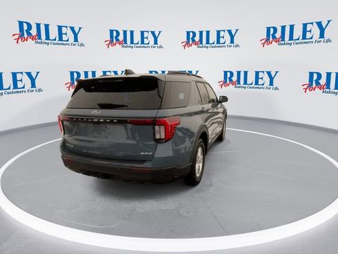 New 2026 Ford Explorer Active image 7