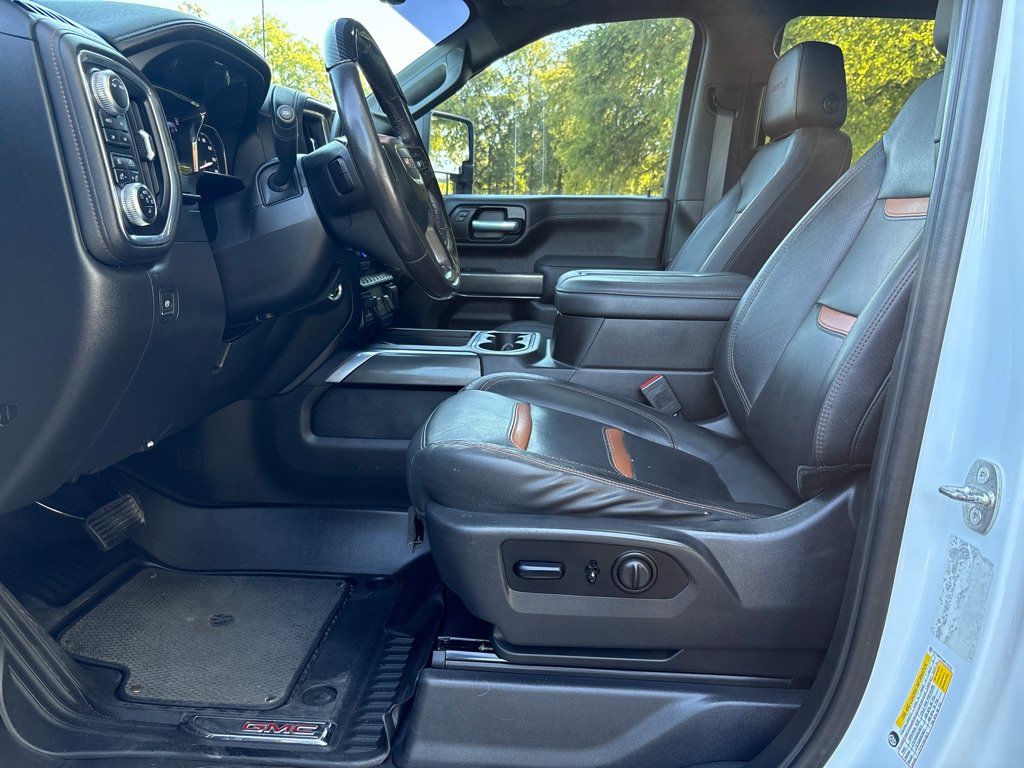Used 2021 GMC Sierra 2500 AT4 w/ AT4 Premium Plus Package AWD/4WD image 17