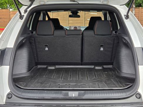 Used 2025 Honda HR-V Sport image 24