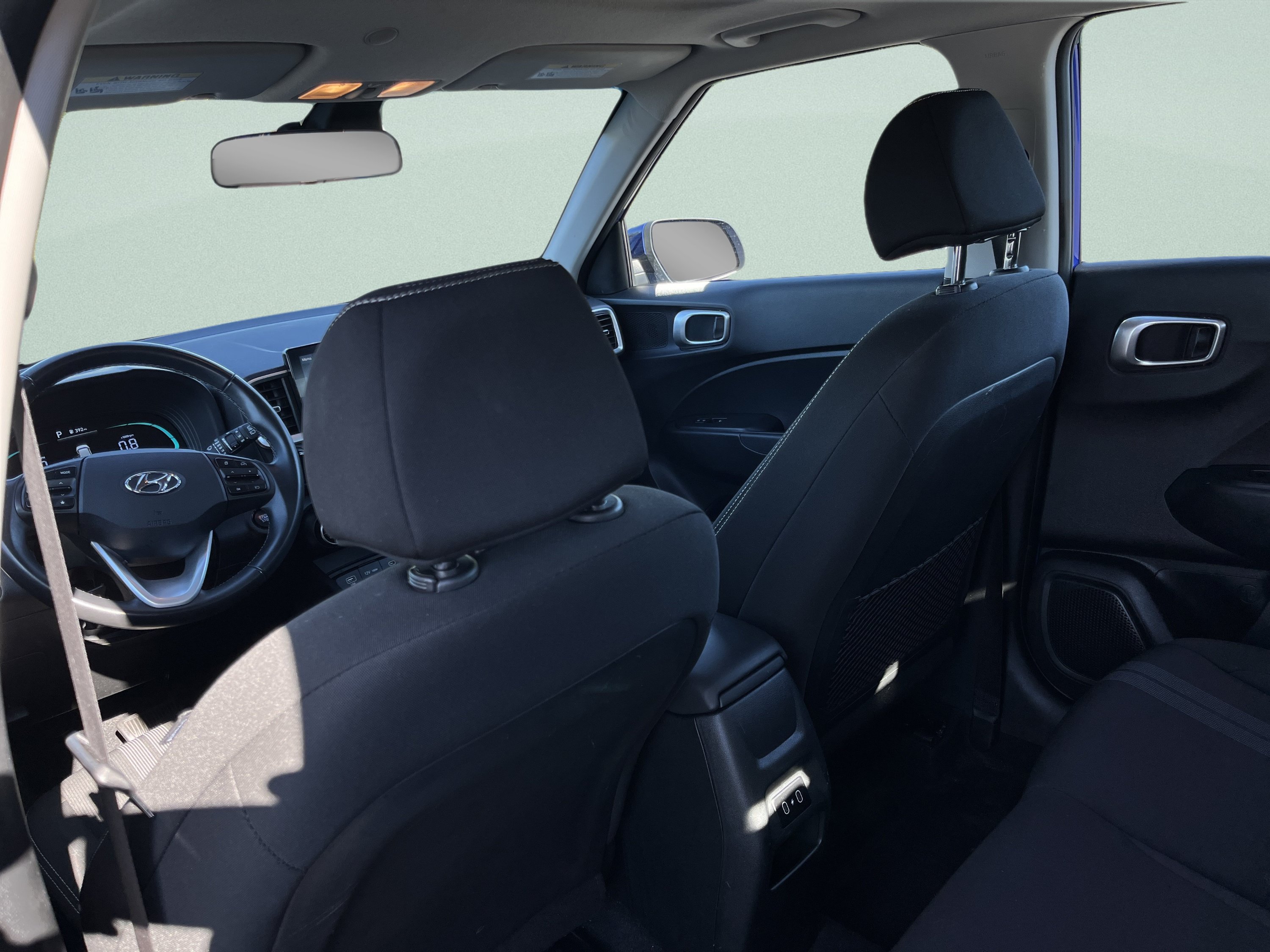 Used 2025 Hyundai Venue SEL FWD image 24