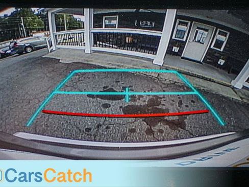 Used 2019 Toyota C-HR XLE image 21