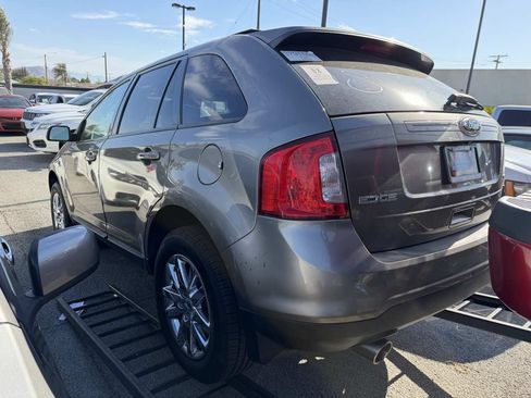 Used 2014 Ford Edge SEL w/ Equipment Group 205A FWD image 2