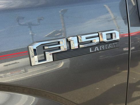 Used 2017 Ford F150 Lariat w/ Equipment Group 501A Mid AWD/4WD image 14