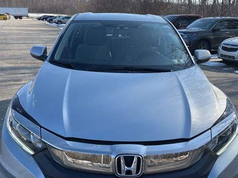 Used 2021 Honda HR-V LX image 17