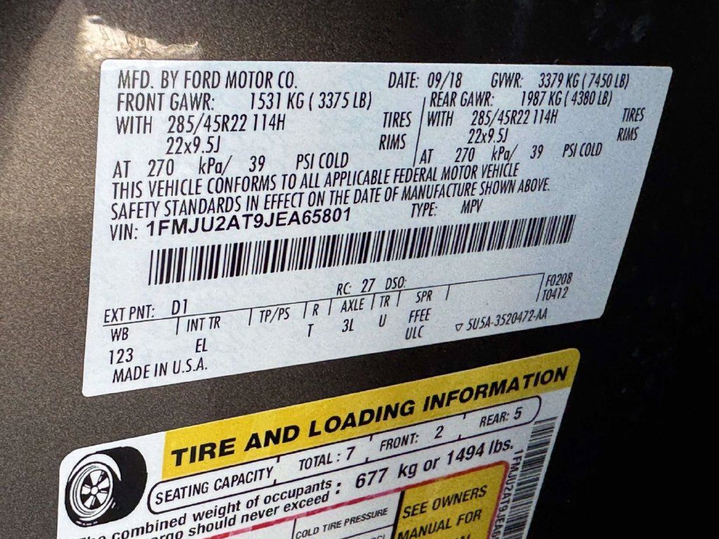 Used 2018 Ford Expedition Limited w/ Equipment Group 302A AWD/4WD image 29