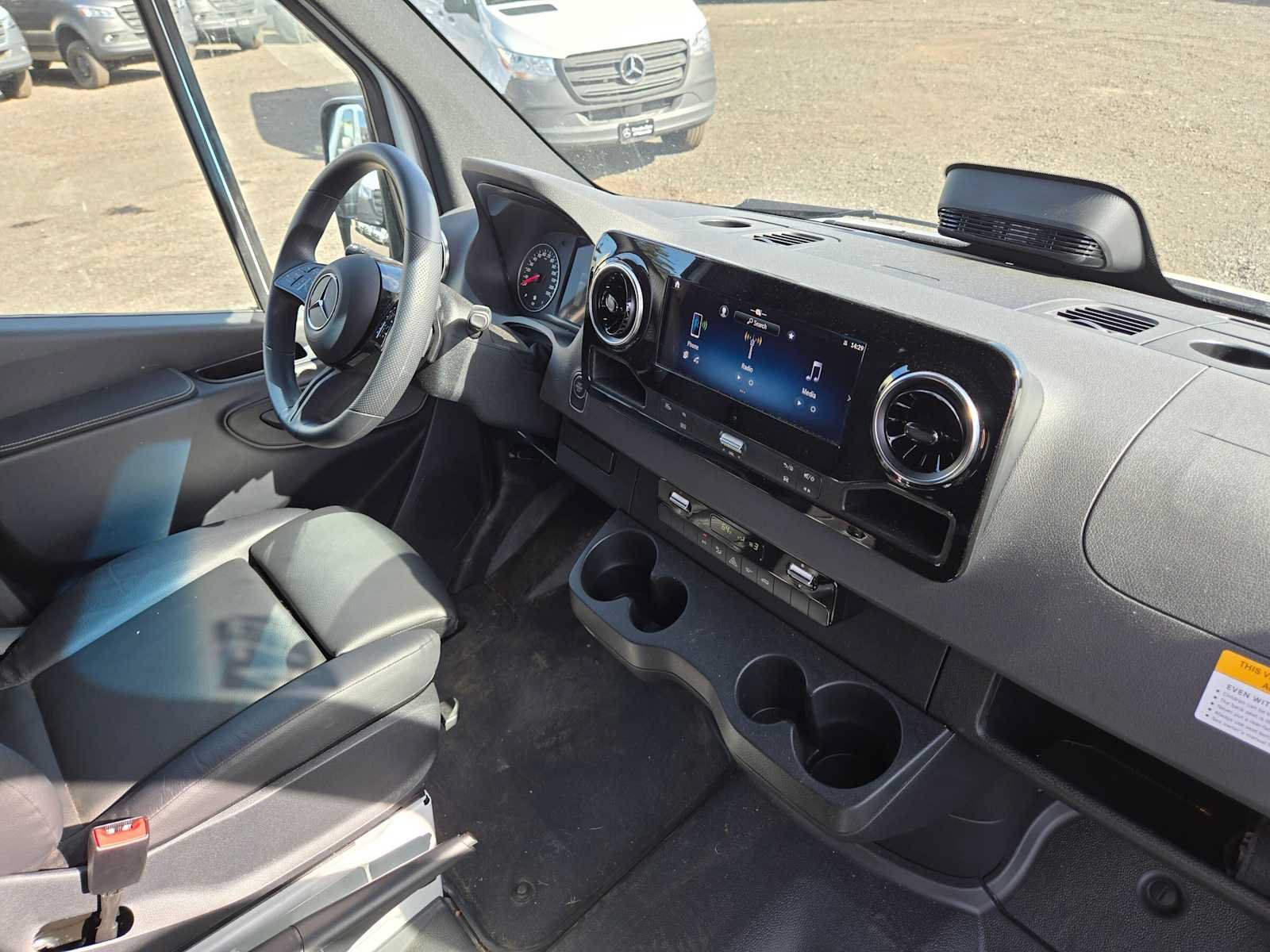 Used 2026 Mercedes-Benz Sprinter 2500 image 10