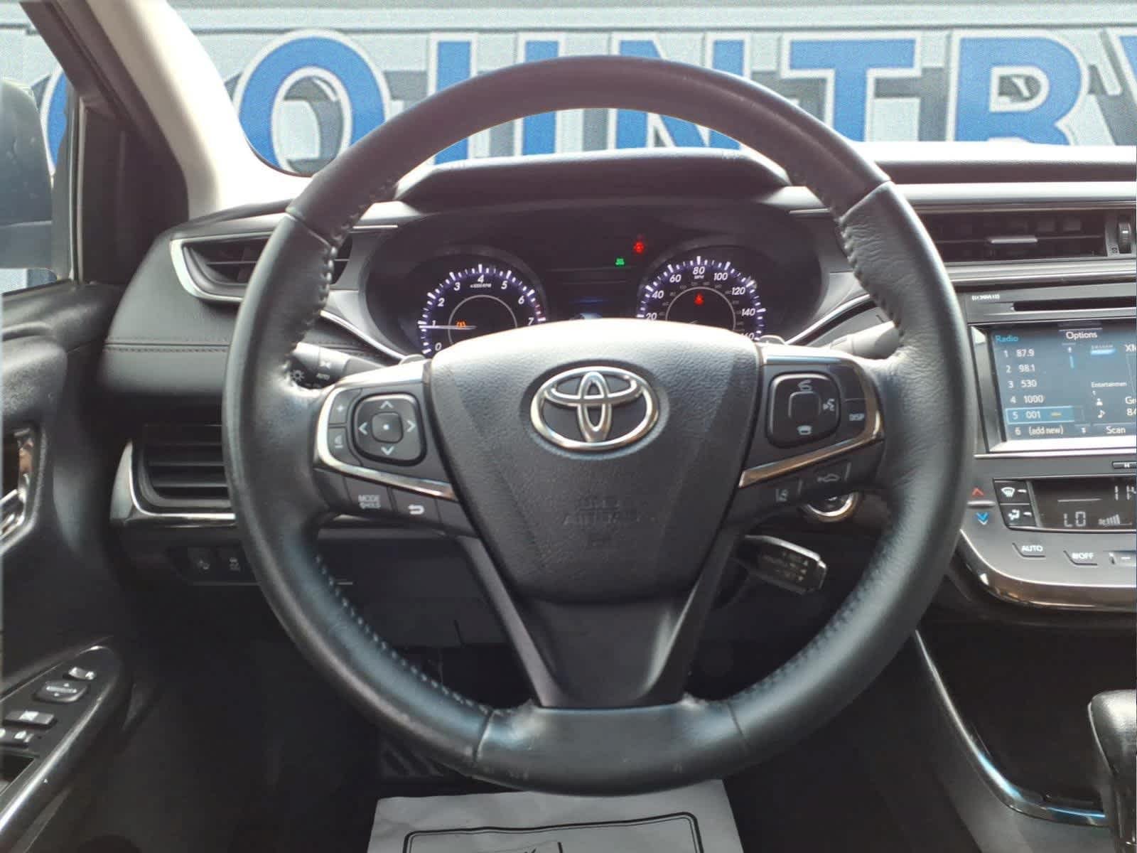 Used 2017 Toyota Avalon XLE FWD image 15