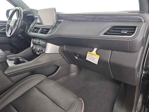 Used 2022 GMC Yukon SLT w/ SLT Premium Package image 36