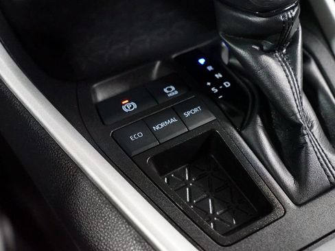 Certified 2024 Toyota RAV4 LE FWD image 22