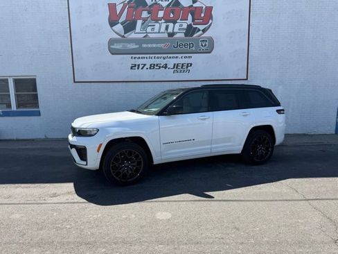 New 2026 Jeep Grand Cherokee Summit w/ Obsidian Package AWD/4WD image 1