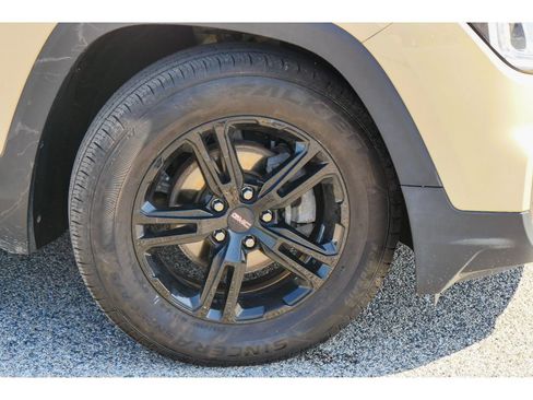 Used 2022 GMC Terrain AT4 w/ Infotainment Package II AWD/4WD image 29