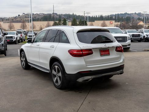 Used 2017 Mercedes-Benz GLC 300 4MATIC image 5