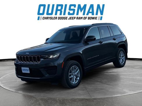 New 2025 Jeep Grand Cherokee Laredo X w/ Luxury Tech Group I image 2
