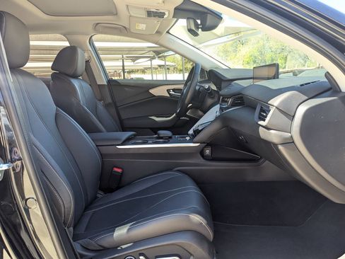 Certified 2025 Acura TLX w/Technology Package image 27