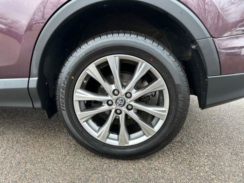 Used 2016 Toyota RAV4 Limited image 14