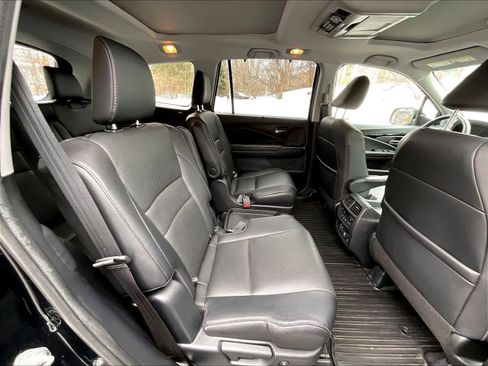 Used 2018 Honda Pilot Elite image 16