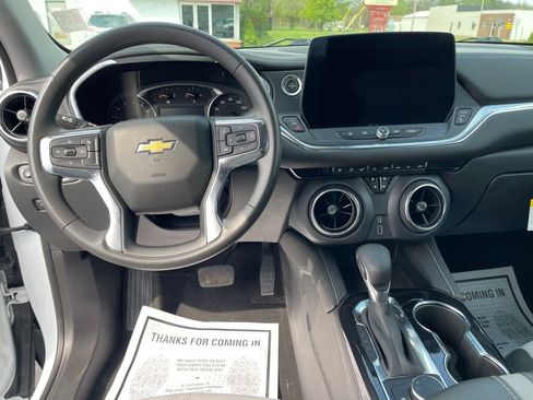 Used 2023 Chevrolet Blazer LT image 13