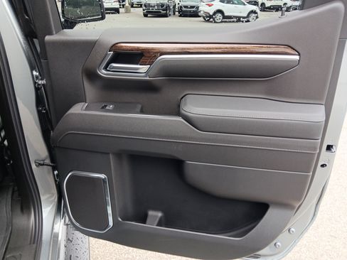 New 2026 GMC Sierra 1500 Elevation AWD/4WD image 15