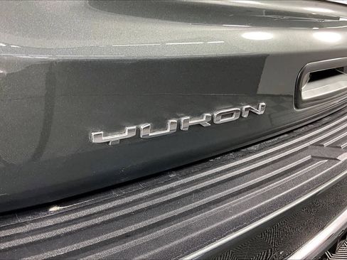 Used 2023 GMC Yukon SLT w/ SLT Luxury Package RWD image 29