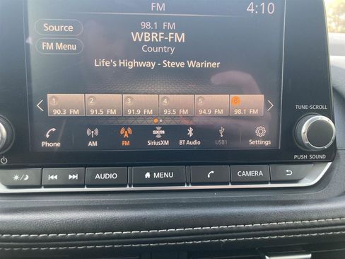 Used 2021 Nissan Rogue S image 15