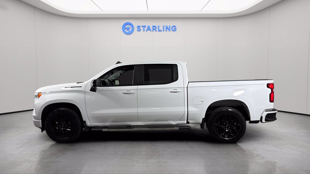 Used 2023 Chevrolet Silverado 1500 RST w/ Convenience Package II RWD image 3