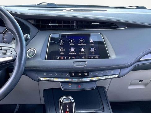 Used 2022 Cadillac XT4 Premium Luxury w/ Safety Alert Package image 9