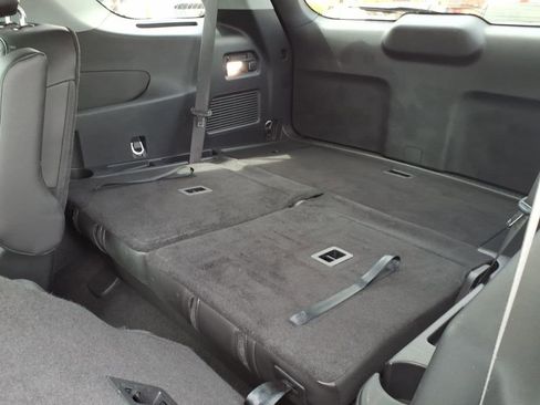Used 2024 Ford Explorer XLT w/ Equipment Group 202A AWD/4WD image 11