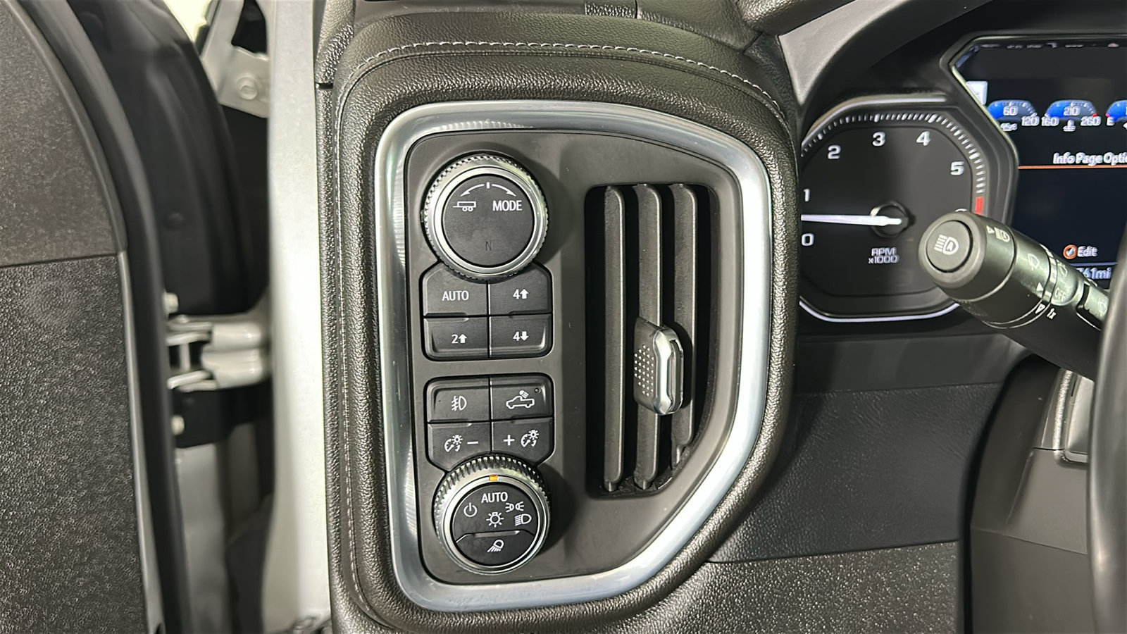 Used 2022 GMC Sierra 2500 Denali AWD/4WD image 24