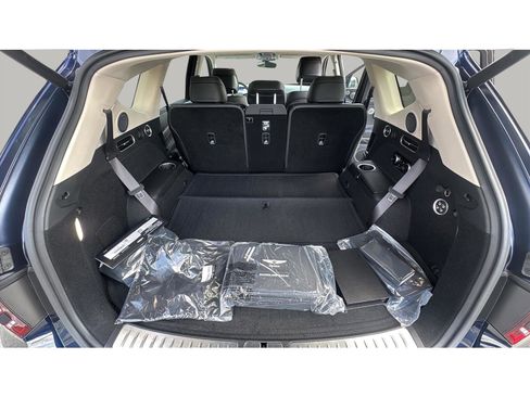 New 2026 Genesis GV80 2.5T Prestige AWD/4WD image 14