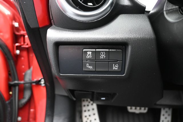 Used 2016 MAZDA MX-5 Miata Grand Touring RWD image 16
