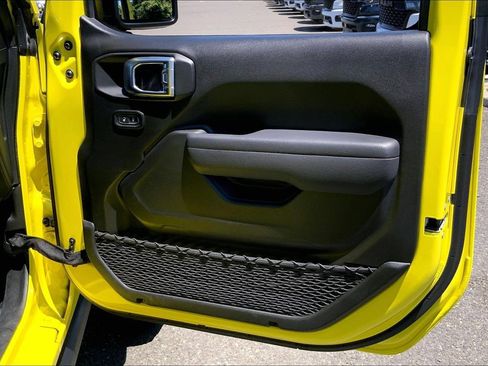 Used 2024 Jeep Wrangler Unlimited Sport AWD/4WD image 22
